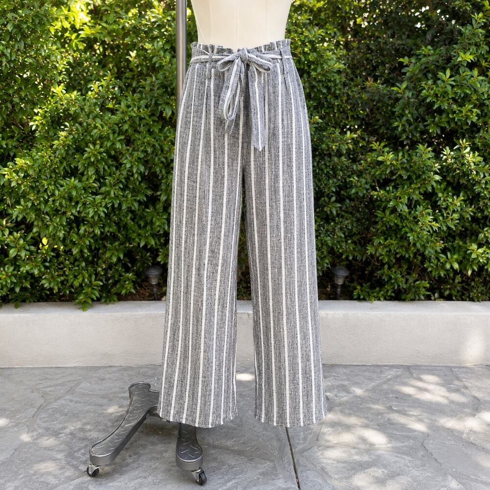The Clothing Company High Waist Wide Leg Pants Women’s Large Gray Stripe Tie